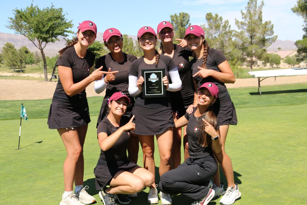 Women's Golf Celebrates Hannah Camara's Victory