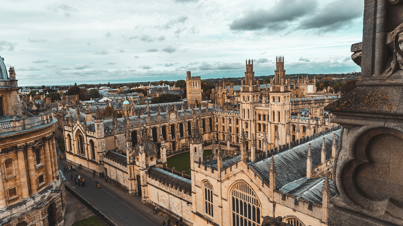 Oxford, England by @nilslindner on Unsplash