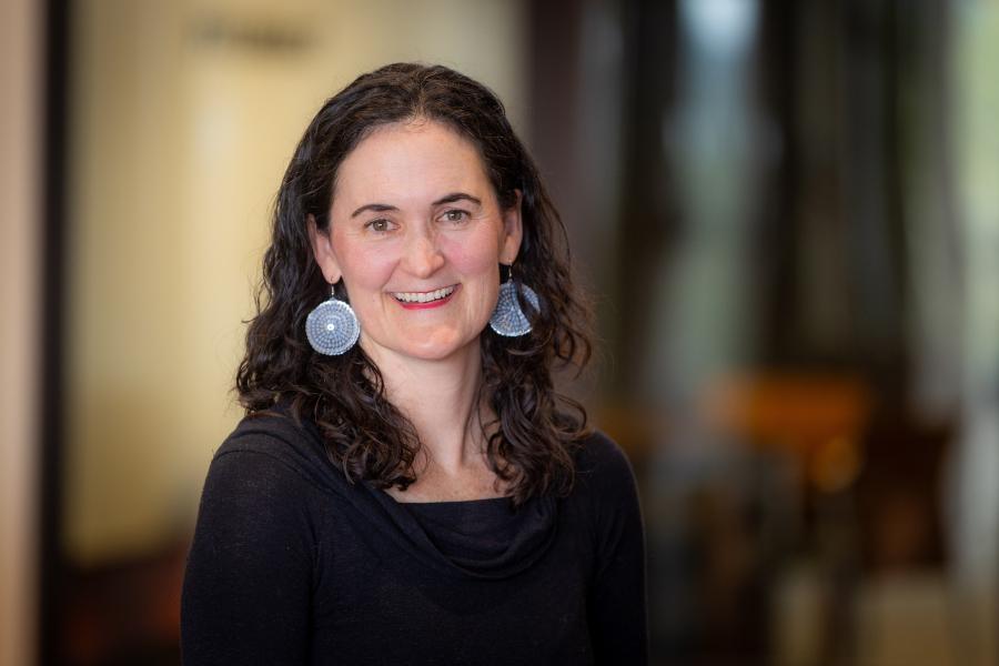 Andrea Gurney headshot